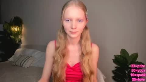 Snapshot of hypnoootic chatting on April 29, 5:06 pm Jenny online show from April 29, 5:06 pm