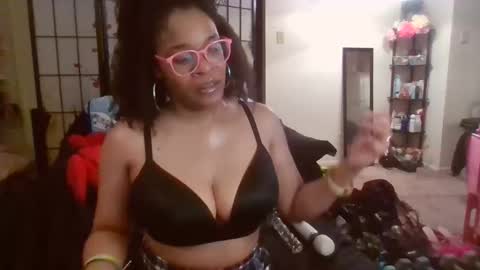  HysteriaHeels  online show from April 23, 4:14 am