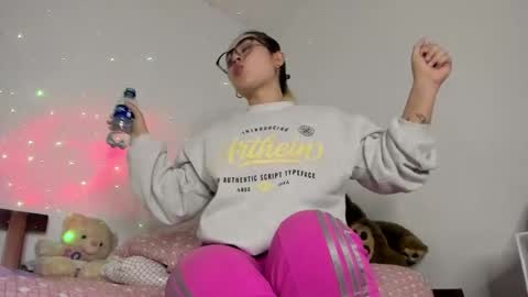 Hyun Joo online show from March 19, 9:19 pm