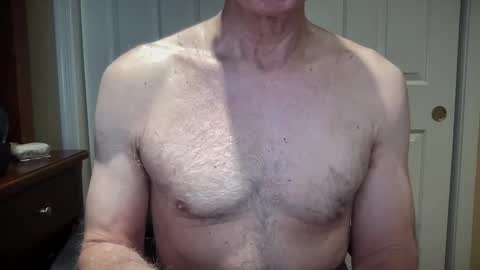 Snapshot of i8bgcq chatting on December 9, 3:54 pm The Talented Mr. DILFy online show from December 9, 3:54 pm