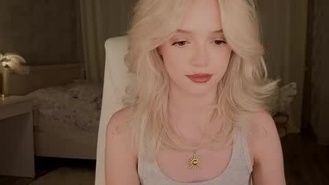 Joselle online show from May 1, 10:14 pm