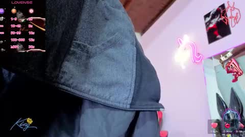 kelvis online show from February 24, 5:16 am