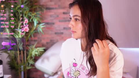 Lucy online show from January 20, 3:50 pm