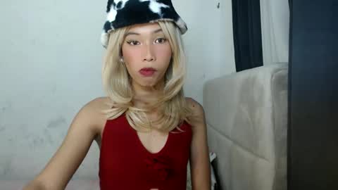 Snapshot of i_can_do_both chatting on September 24, 8:39 am jek online show from September 24, 8:39 am