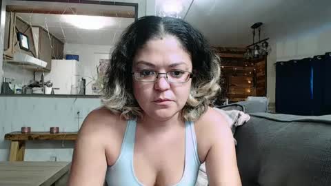 ShortStuff online show from February 13, 9:06 pm