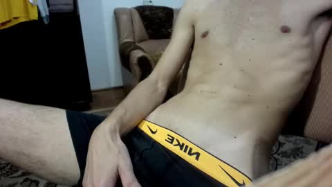 i_like_older_men online show from November 9, 7:39 am