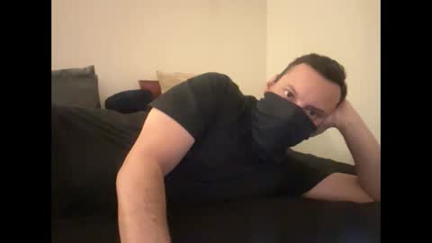 i o ro online show from December 2, 1:03 am