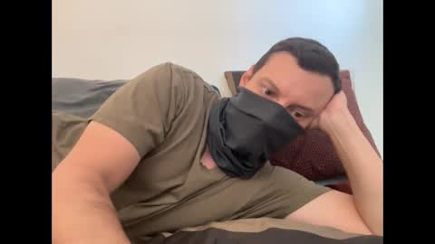 i o ro online show from September 23, 10:24 pm