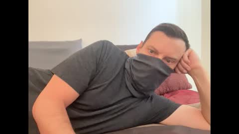 i o ro online show from September 24, 7:28 pm