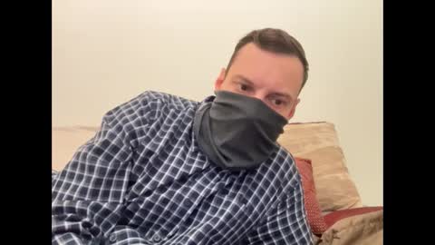 i o ro online show from October 14, 3:51 am