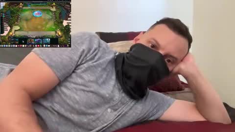 i o ro online show from October 17, 11:18 pm