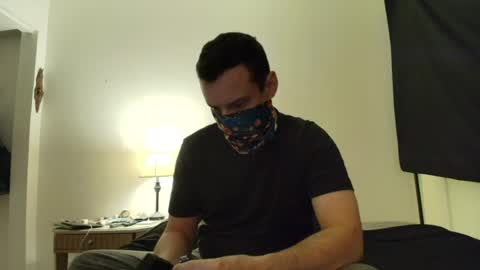 i o ro online show from April 30, 5:25 am