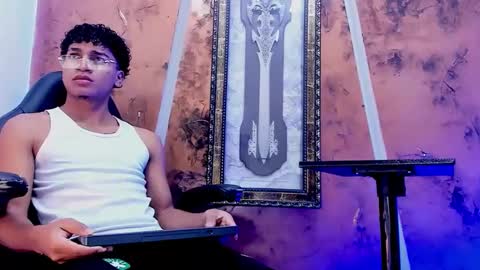 Snapshot of iaan_dalton_ chatting on November 2, 11:56 am iaan_dalton_ online show from November 2, 11:56 am