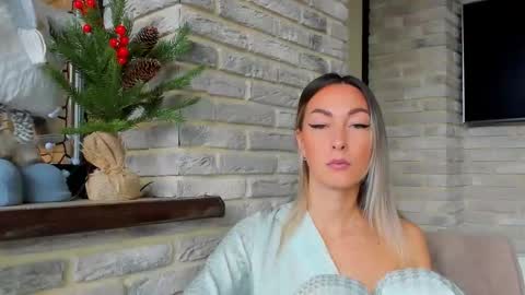 Snapshot of iam_blake chatting on November 9, 8:34 am Blake online show from November 9, 8:34 am