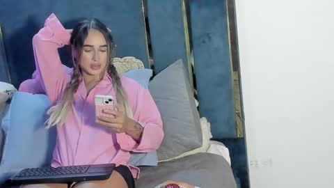 Brina online show from October 15, 10:54 pm