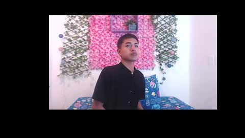 iam_lukas__ online show from September 17, 5:20 am