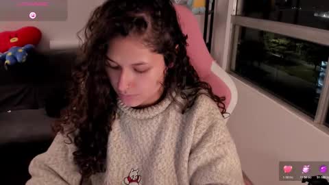 On instagram Imm  NikkiHelp me reach 100 likes online show from February 14, 8:55 am