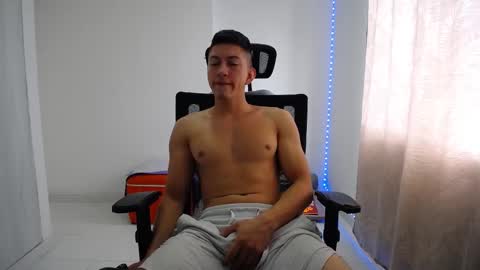 Snapshot of iam_yourbabyprincess_xd chatting on December 12, 6:53 pm iam_yourbabyprincess_xd online show from December 12, 6:53 pm