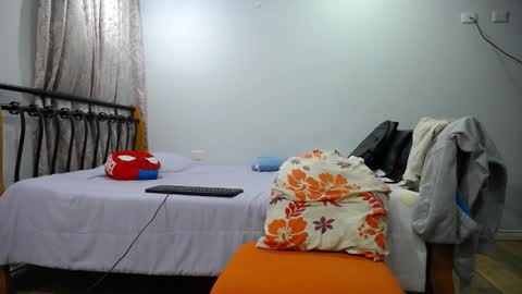 Snapshot of iam_yourbabyprincess_xd chatting on February 10, 10:09 am iam_yourbabyprincess_xd online show from February 10, 10:09 am