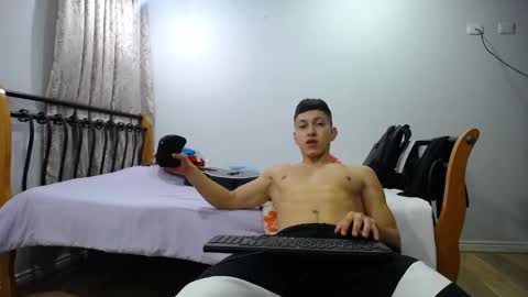 Snapshot of iam_yourbabyprincess_xd chatting on February 23, 6:39 am iam_yourbabyprincess_xd online show from February 23, 6:39 am