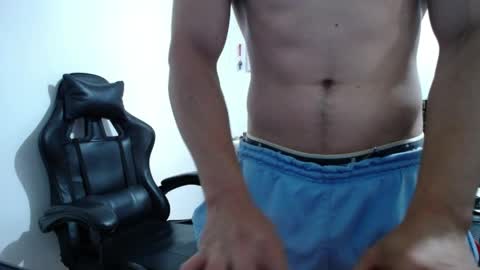 iam_yourbabyprincess_xd online show from April 29, 3:27 pm