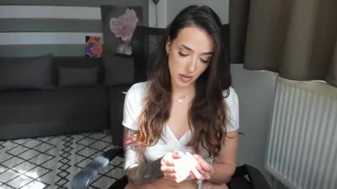 Snapshot of iamababygal chatting on September 23, 7:44 am Baby Gal online show from September 23, 7:44 am