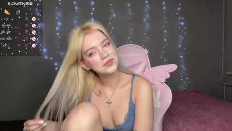 Snapshot of iamcassidy chatting on March 16, 4:11 pm Cassie STREAMS HERE EVERYDAY online show from March 16, 4:11 pm