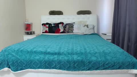 Snapshot of iamdaddyissues chatting on January 14, 11:31 am Alice online show from January 14, 11:31 am