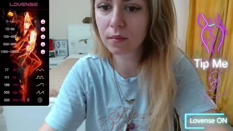 Snapshot of iamdaddyissues chatting on September 13, 6:13 am Alice online show from September 13, 6:13 am