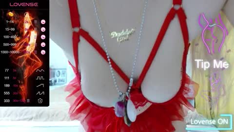 Snapshot of iamdaddyissues chatting on October 8, 8:01 am Alice online show from October 8, 8:01 am