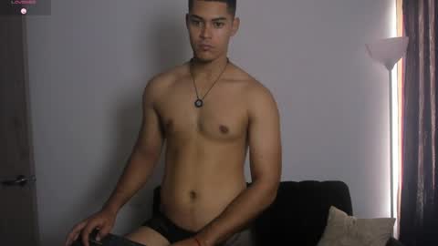 Dylan  independent model  online show from March 31, 2:28 pm