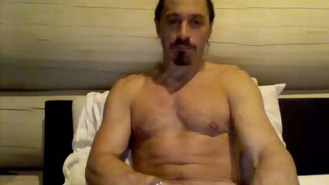 Snapshot of iamfa9 chatting on January 7, 3:42 am iamfa9 online show from January 7, 3:42 am