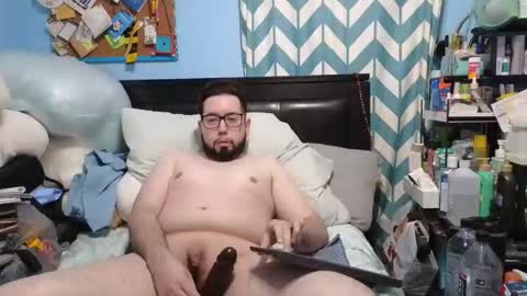 Snapshot of iamissac chatting on March 3, 3:01 am IAmIssac - Issac Dimitri online show from March 3, 3:01 am