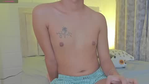 Juliiiiian online show from February 1, 11:43 am