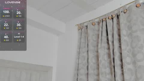 Juliiiiian online show from February 8, 2:16 pm