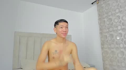 Juliiiiian online show from February 25, 10:47 am