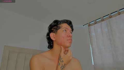 Juliiiiian online show from October 3, 11:51 am