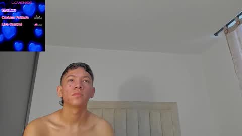 Juliiiiian online show from October 11, 11:31 am