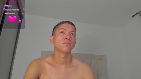 Juliiiiian online show from February 12, 9:04 am