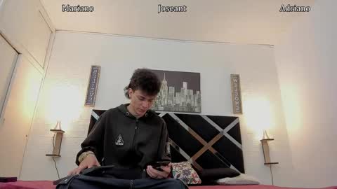 Snapshot of iammariano chatting on October 21, 4:13 am Mariano online show from October 21, 4:13 am