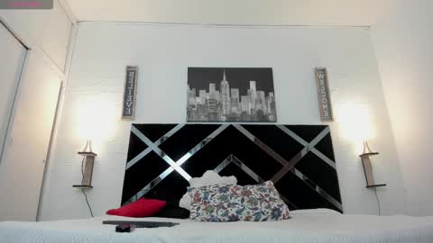 Snapshot of iammariano chatting on November 6, 3:51 am Mariano online show from November 6, 3:51 am