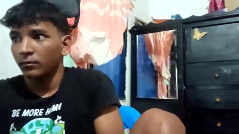 Snapshot of iammaximo chatting on March 12, 4:02 pm iammaximo online show from March 12, 4:02 pm