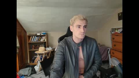 iamtommyparker online show from November 4, 10:09 pm