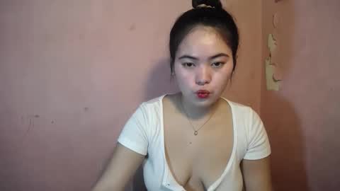 nany online show from December 7, 4:09 am