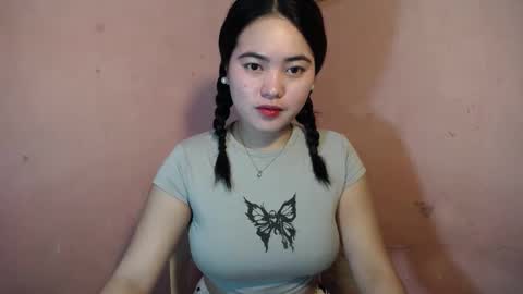 nany online show from December 10, 6:06 pm