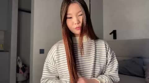 Snapshot of iamyuki_ chatting on June 24, 1:04 am iamyuki_ online show from June 24, 1:04 am