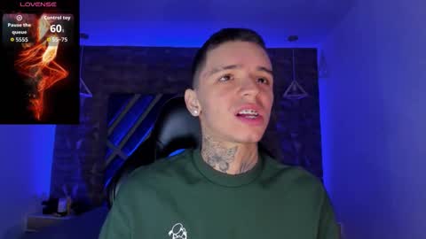 IAN CASTILLO online show from March 26, 11:16 am