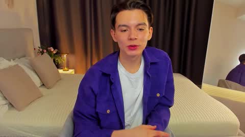 ian online show from February 25, 6:01 am