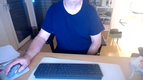 iandy12 online show from October 26, 10:47 pm