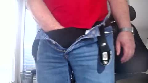 iandy12 online show from February 4, 4:13 pm